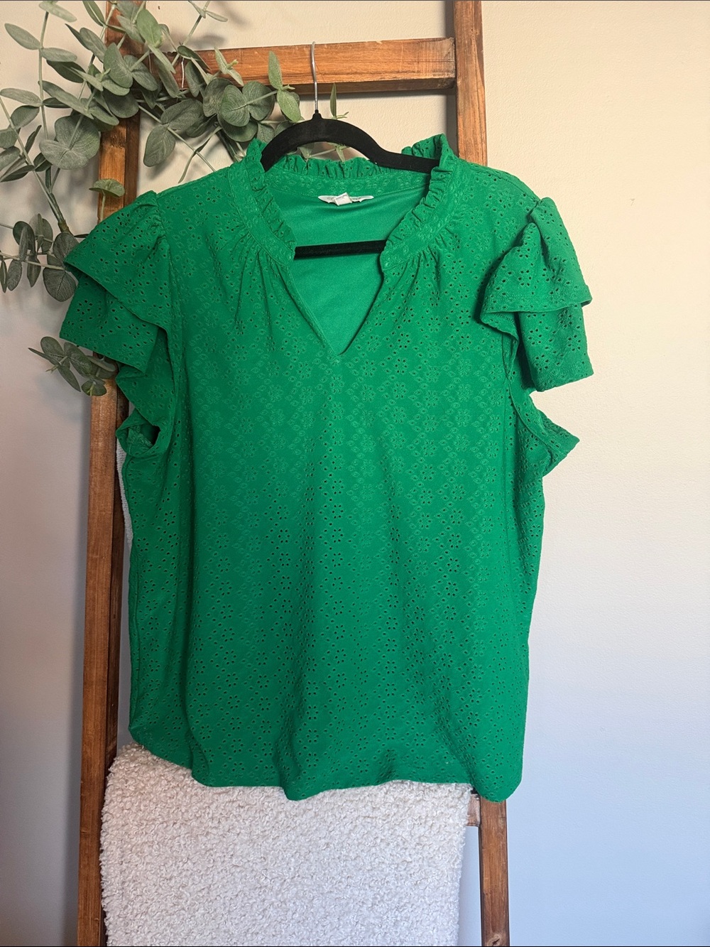 Crown & Ivy Green Eyelet Ruffle Sleeve Blouse